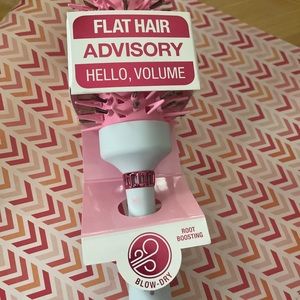 Conair White & Pink the Hairbrush Advisory Flat Hair Blow-Dry Round Brush NEW